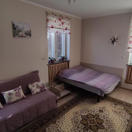 Guest House Dacha Киев Екстериор снимка