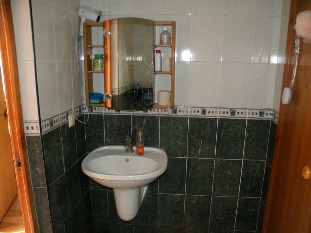 Guest House Dacha Киев Екстериор снимка